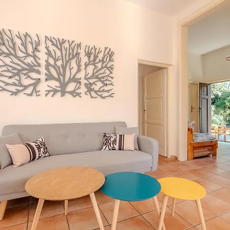 Exclusive Charming - Free Parking 400 Mq Garden - Rome Airport - Roseto Dream Willa *